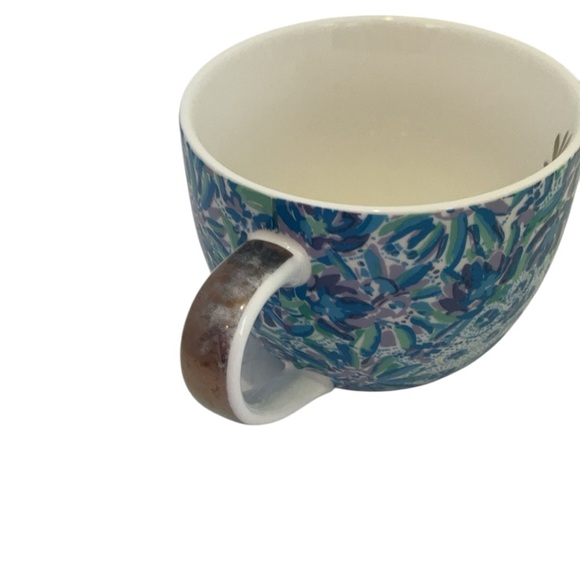 Lilly Pulitzer 12 Ounce Blue Ceramic Coffee Mug or Tea Cup - Picture 4 of 13